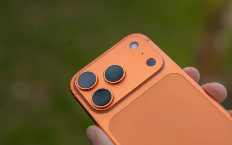 iPhone do futuro pode abandonar carcaça de alumínio novamente