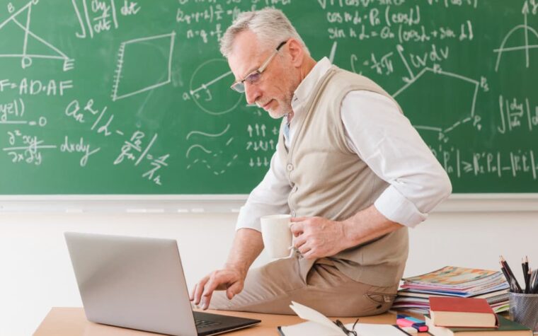 Inscrições para especialização gratuita em Educação Matemática até 05/08