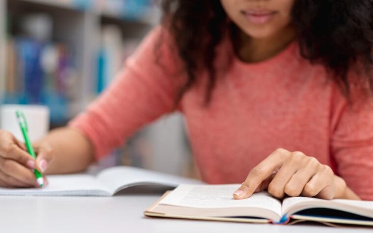 IFRJ opens selection for free specialization in literacy practices