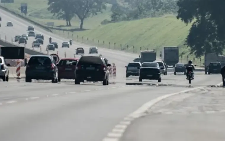 Sem Parar e ChatGPT ajudam motoristas de elétricos no Brasil