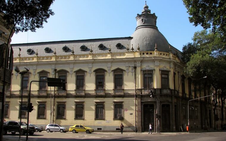 Inscrições para cursos gratuitos do Colégio Pedro II começam em 20/07