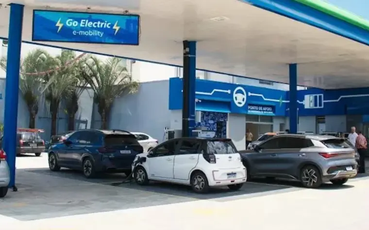 Viabilidade de viajar de carro elétrico é comprovada por especialista