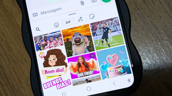 WhatsApp disponibiliza nova forma de usar GIFs após fim do buscador