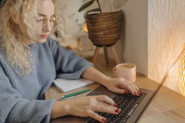 Cursos online de libras abrem inscrições e garantem certificado